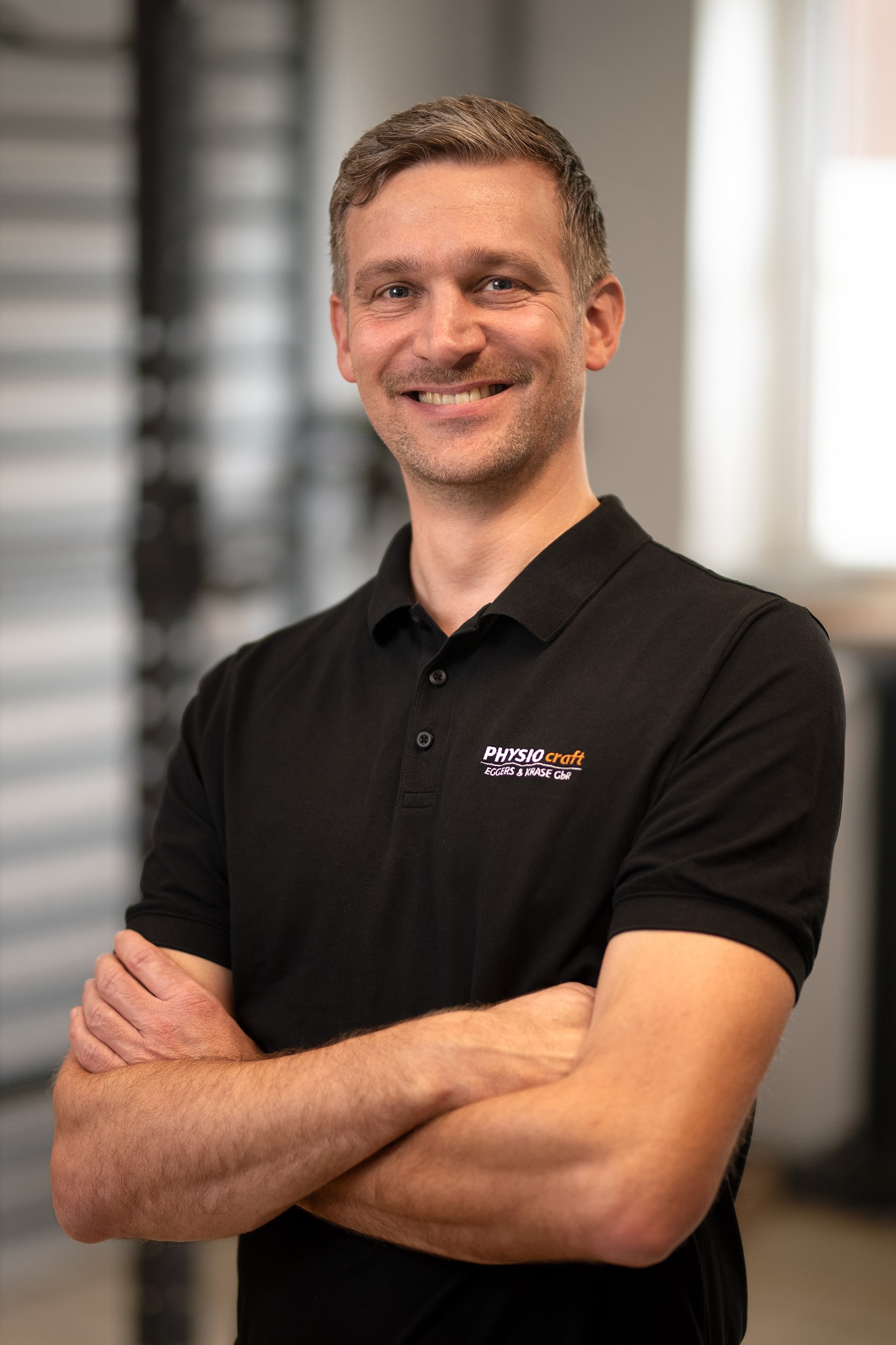 Physiotherapeut, sektoraler Heilpraktiker und Inhaber der Physiotherapie Praxis Barendorf Hendrik Eggers